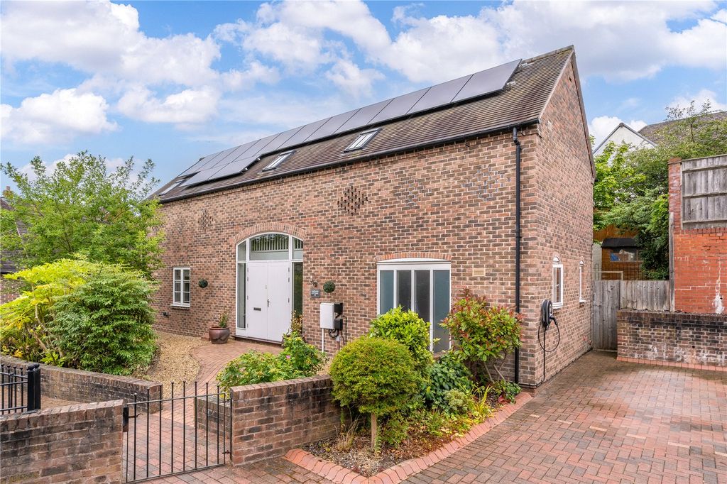 Property photo 1 of 38 Picture No. 07