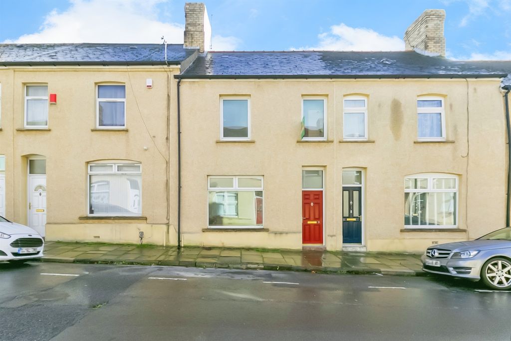 Property photo 1 of 16