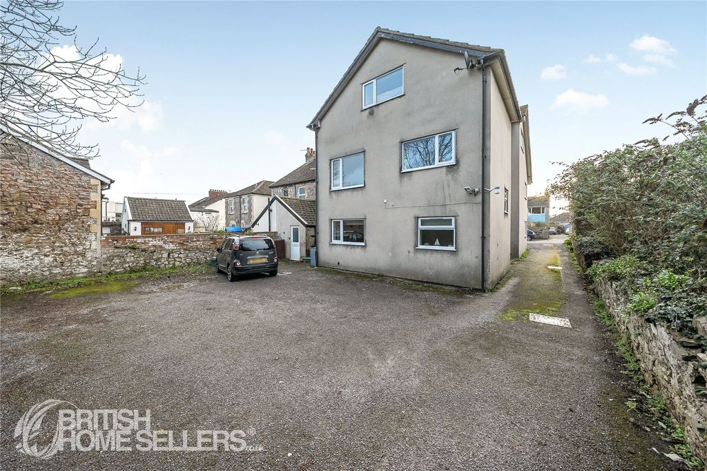 Property photo 1 of 15 Picture No. 03