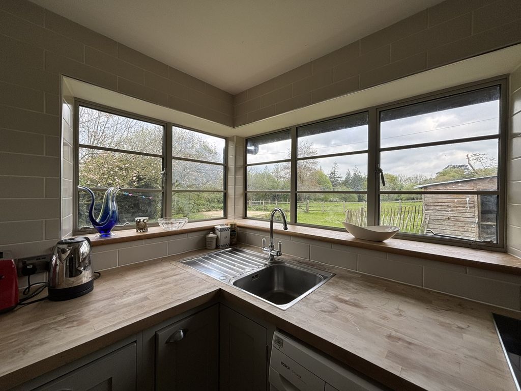 Property photo 3 of 16 Img_6175