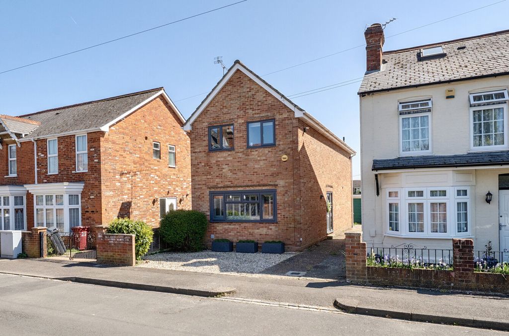 Property photo 1 of 16 1-69Ea26Ed18380-1...