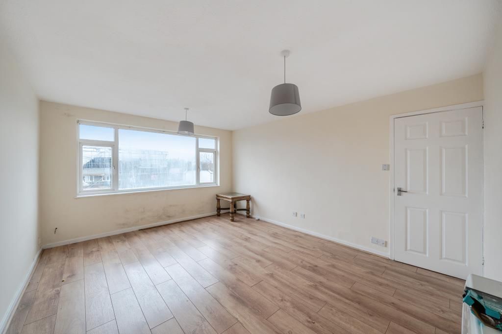 Property photo 3 of 13 Living Room