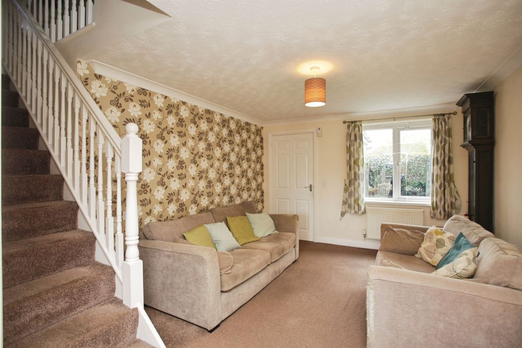 Property photo 3 of 20