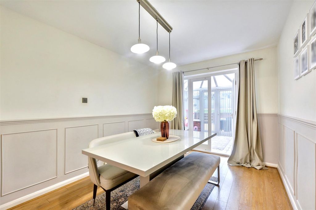 Property photo 3 of 28 Dining Room_1.Jpeg