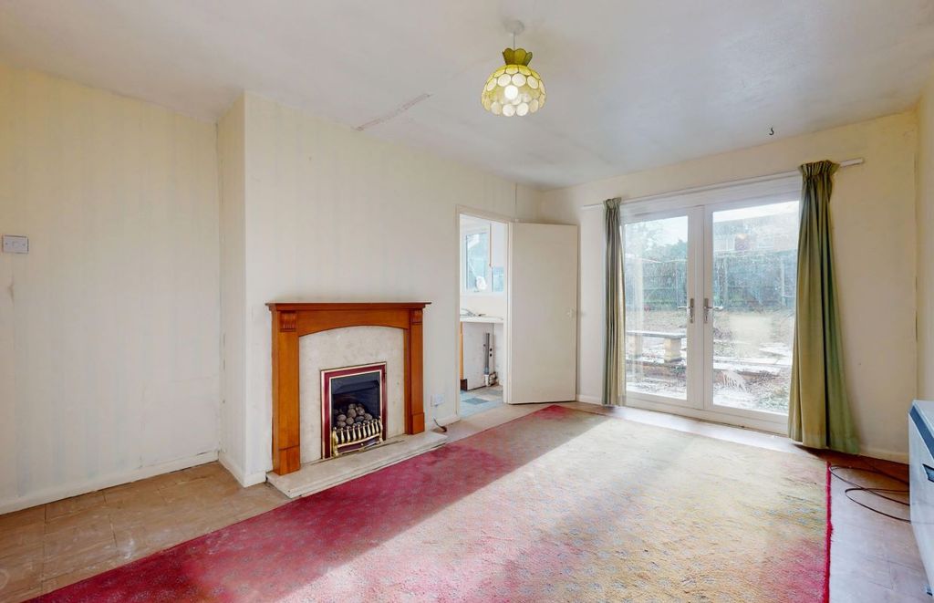 Property photo 2 of 8