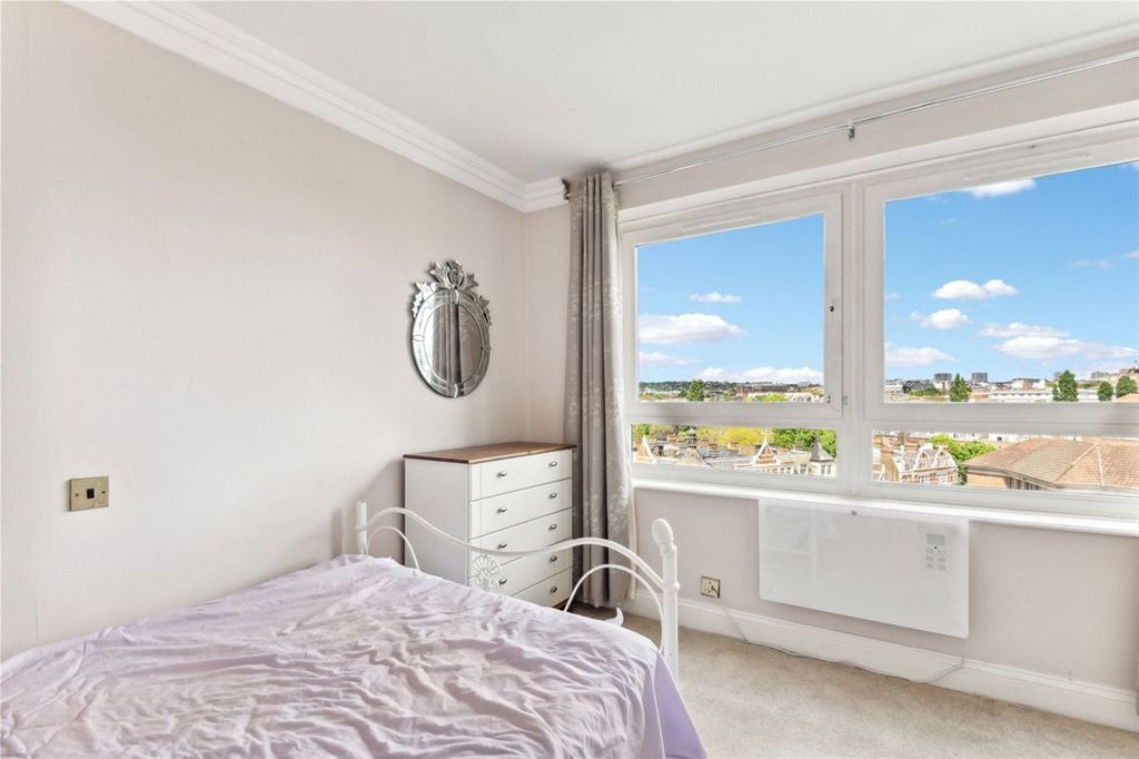 Property photo 3 of 4