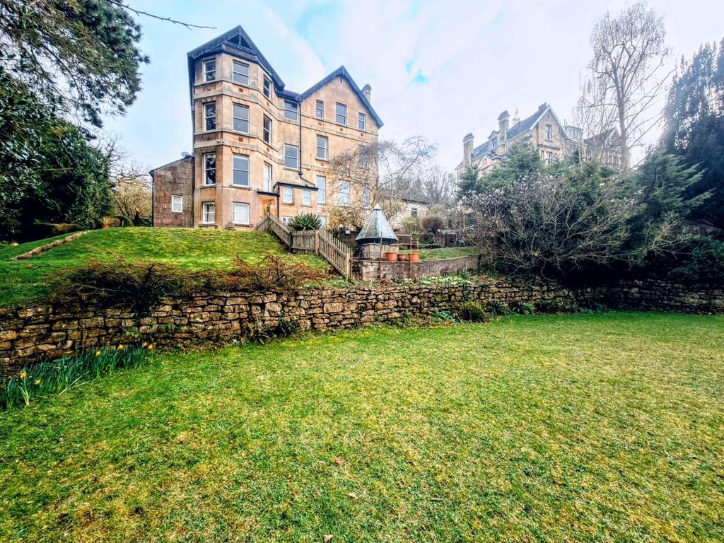 Property photo 1 of 10 Exterior