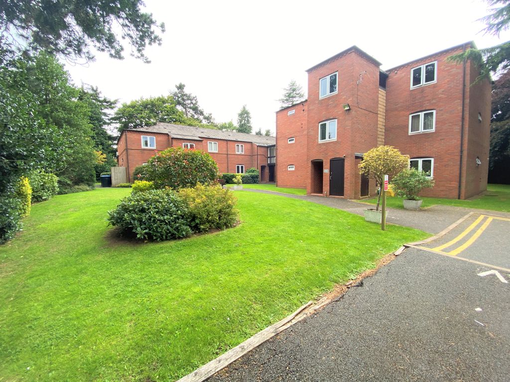 Property photo 2 of 14