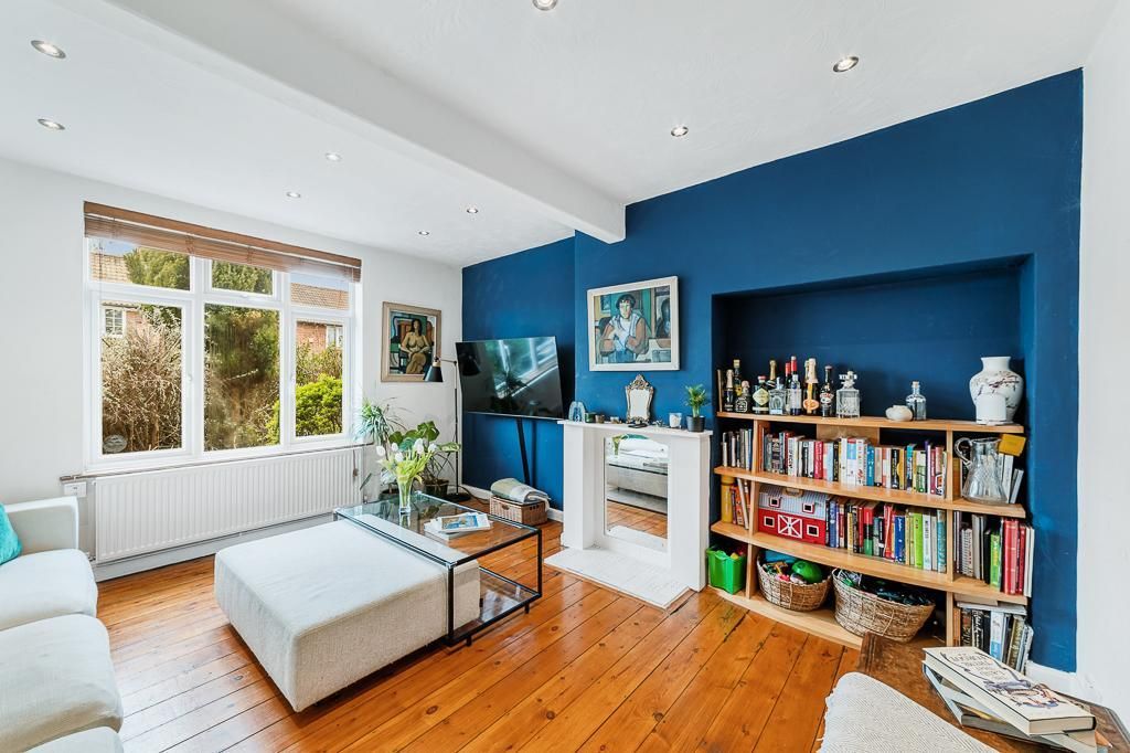 Property photo 2 of 10 Photo 2