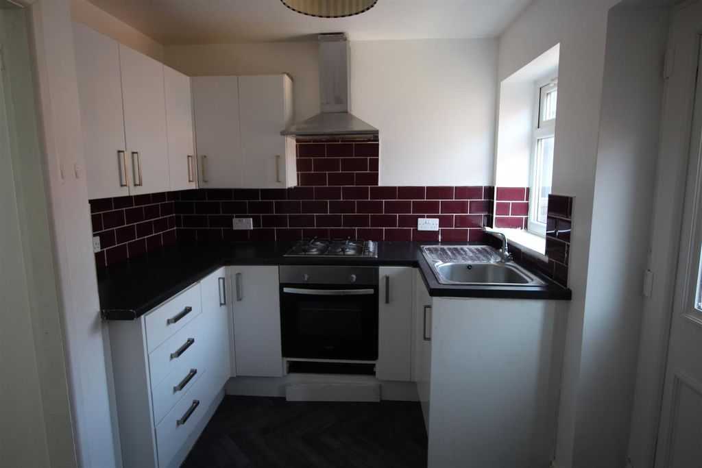 Property photo 3 of 10 Img_4009.Jpg