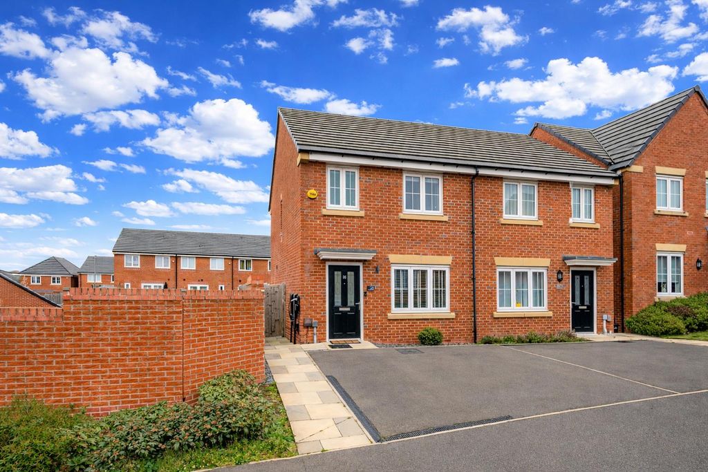 Property photo 1 of 21 Ff1E570c-Ff33-4Bd4-9924-1F112ba90c30.Png