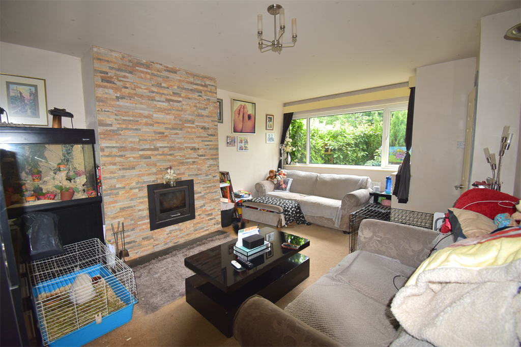 Property photo 2 of 11 Sitting Room