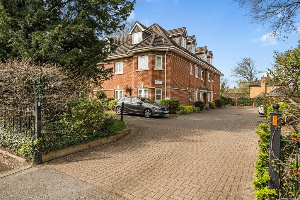 Property photo 2 of 18 External View