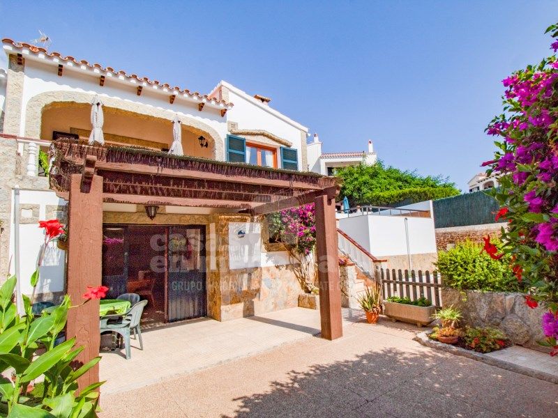 Property photo 1 of 56