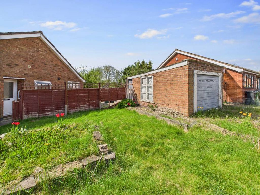 Property photo 2 of 13