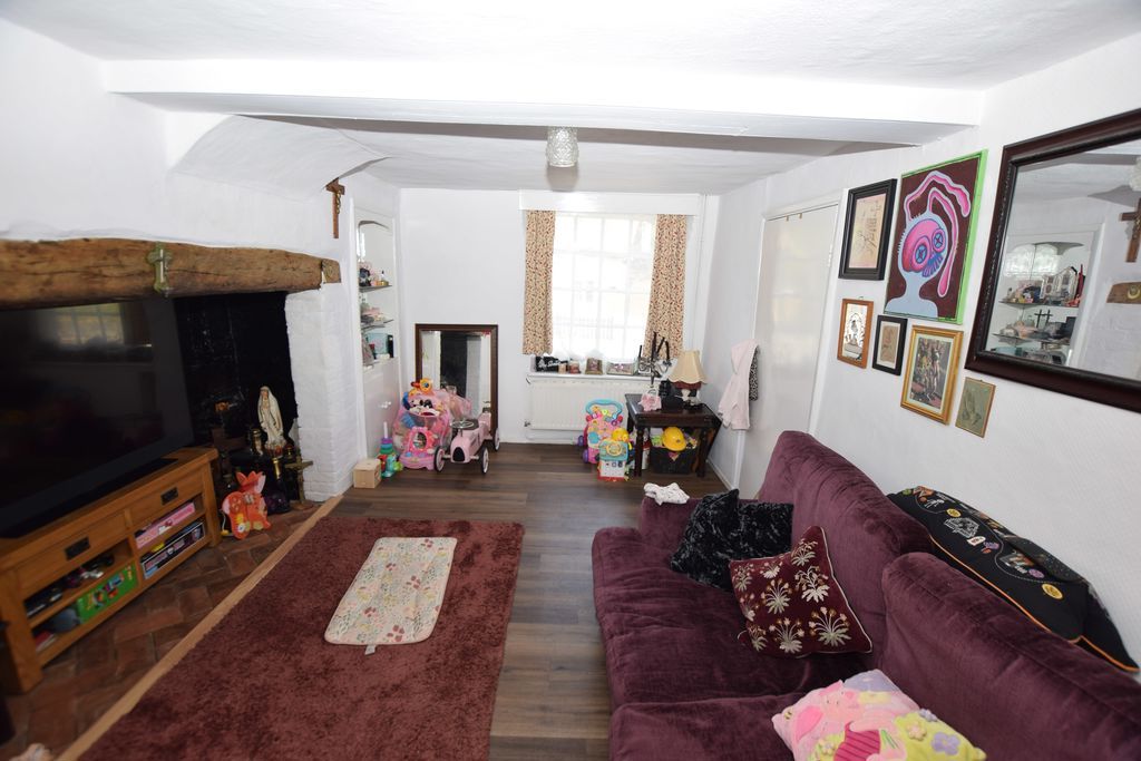 Property photo 2 of 10 Photo 8
