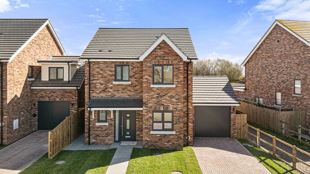 Property photo 2 of 19