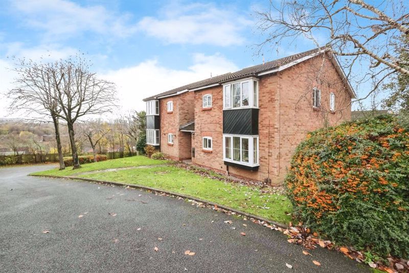 Property photo 1 of 16 Photo 3