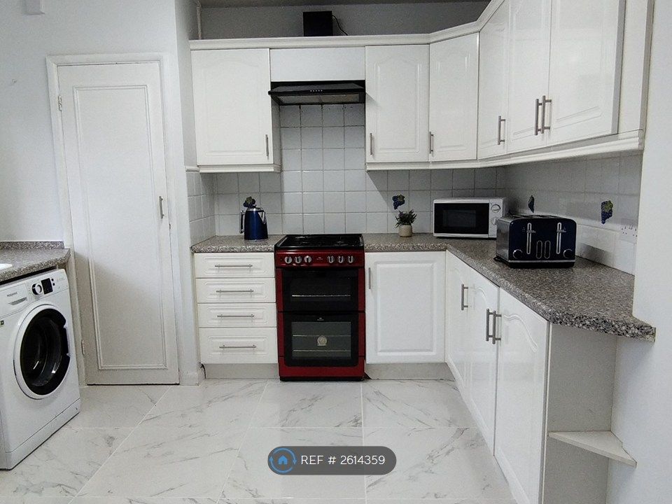 Property photo 3 of 18 Refurbished Kitchen