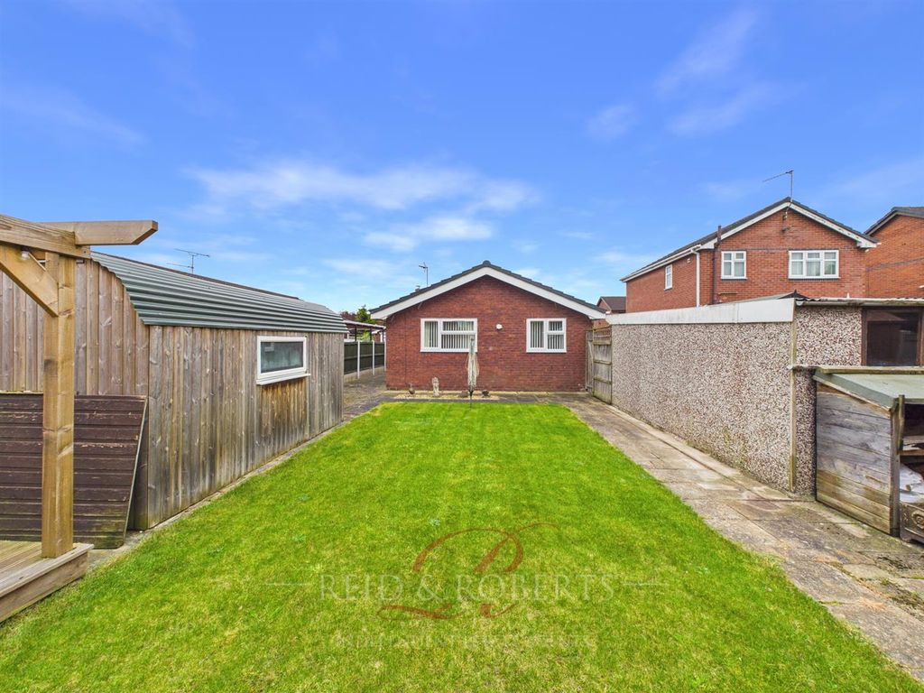 Property photo 2 of 28 Cam03999G0-Pr0232-Still009.Jpg