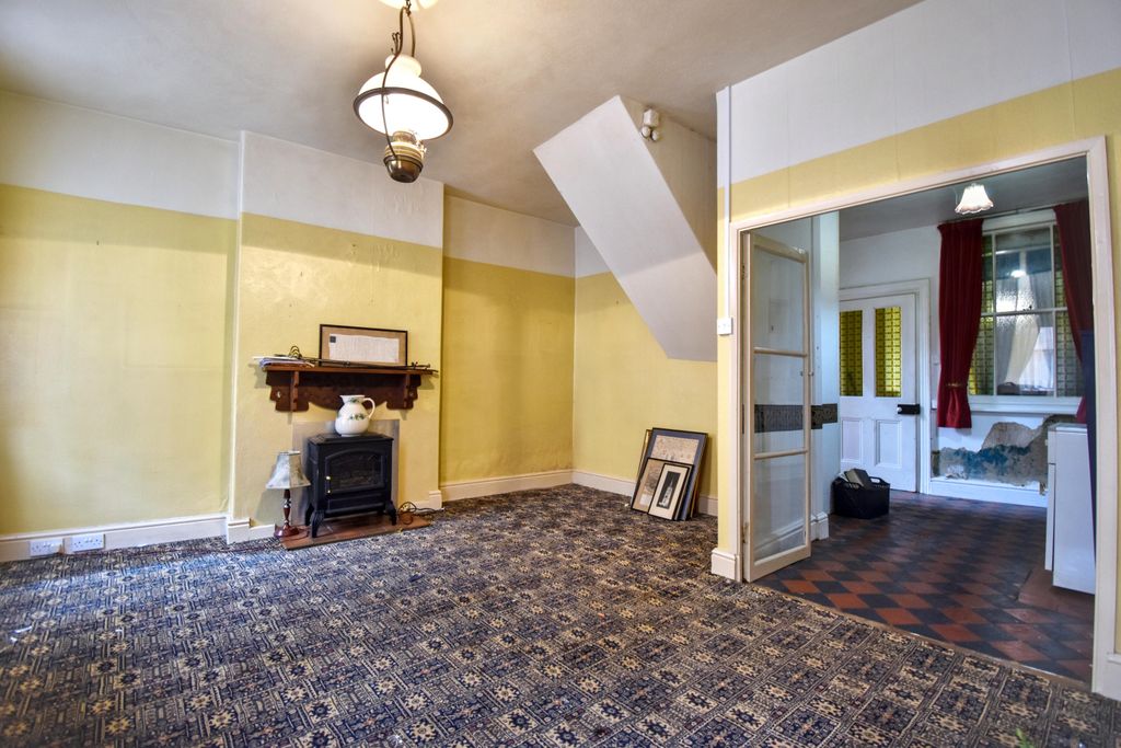 Property photo 3 of 22