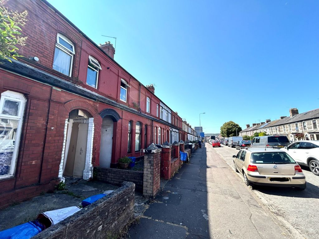 Property photo 1 of 14