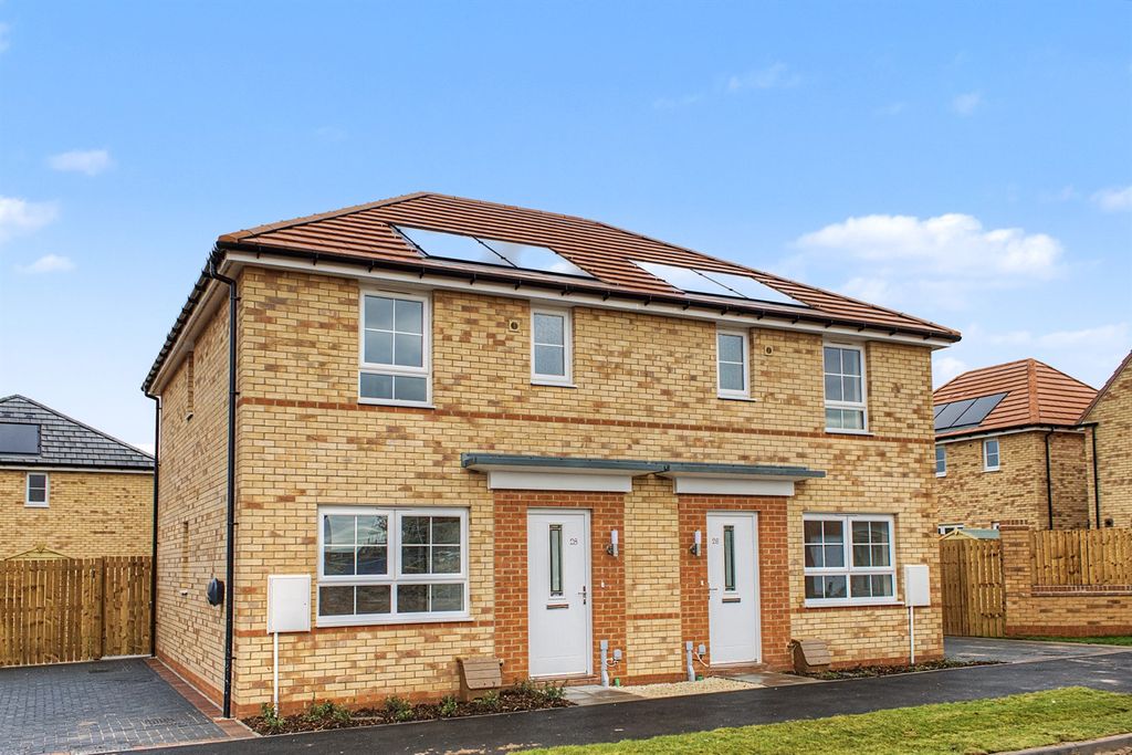 Property photo 1 of 16 (Main)