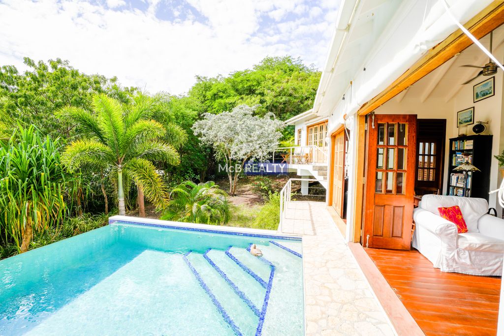 Property photo 1 of 34