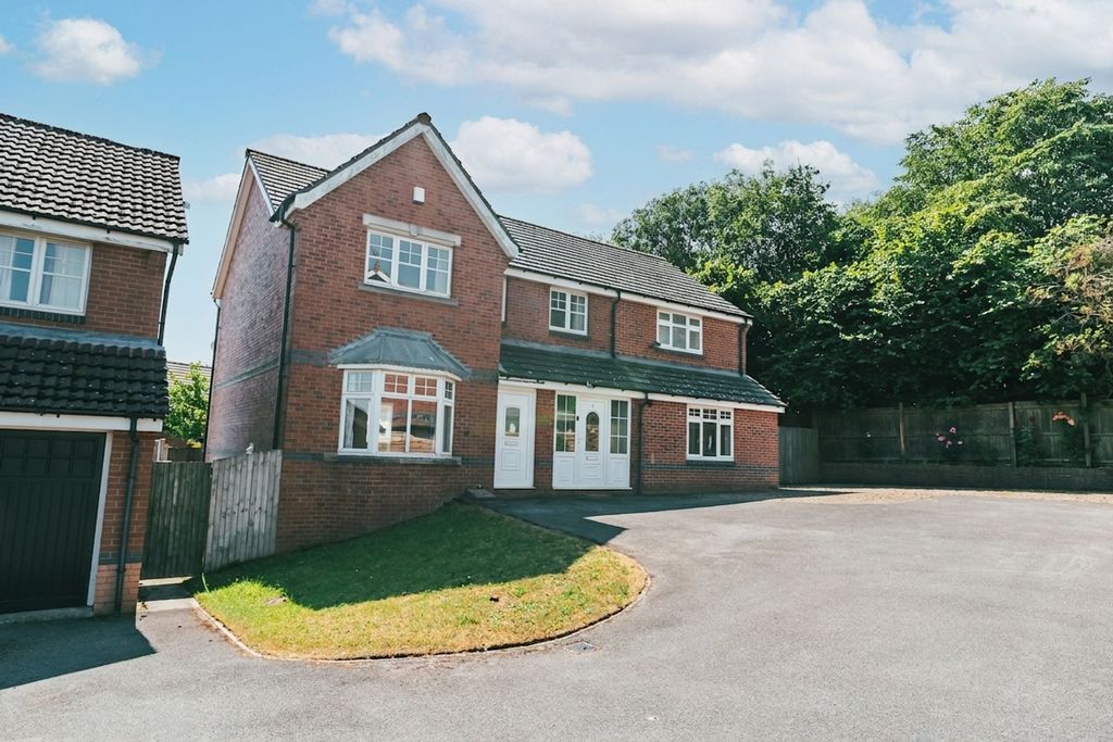 Property photo 1 of 44