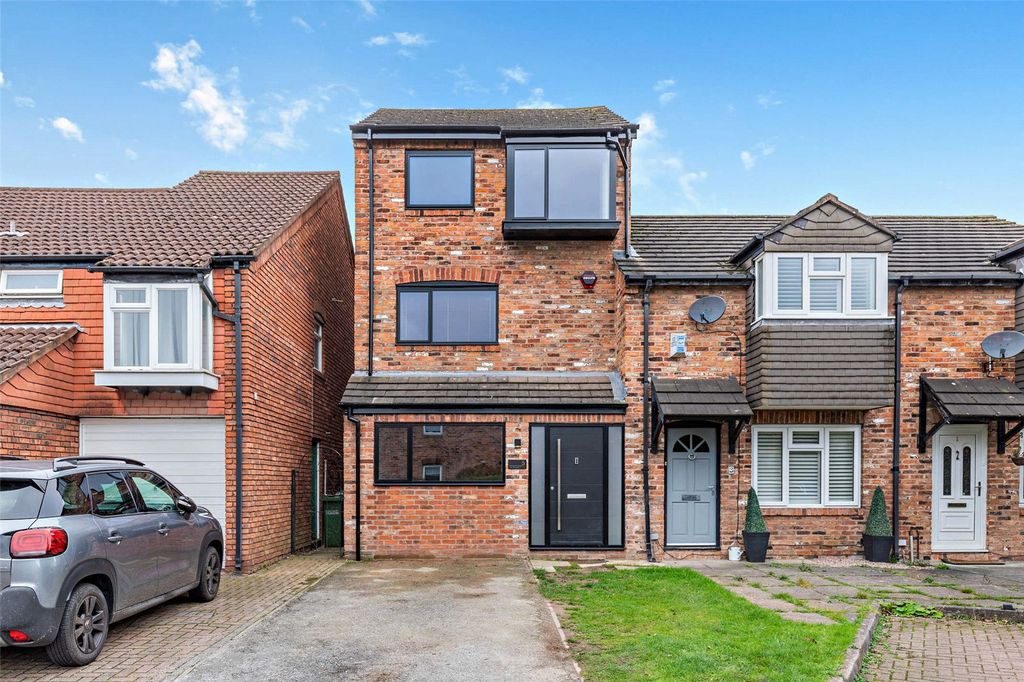 Property photo 2 of 22 Front External