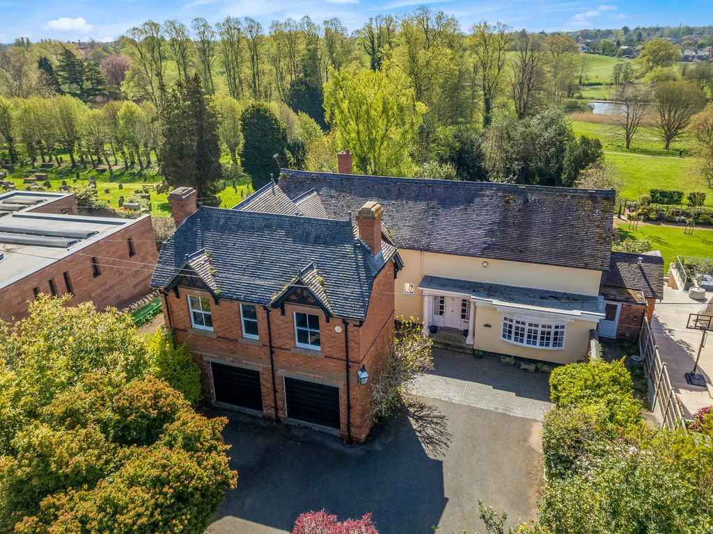 Property photo 1 of 40