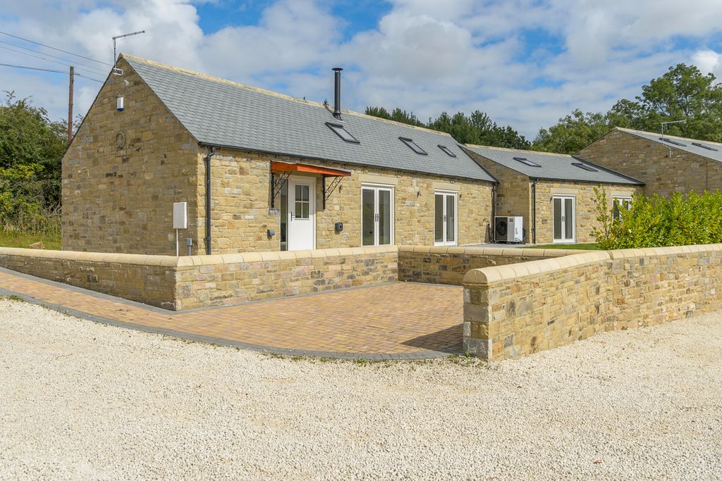 Property photo 1 of 37