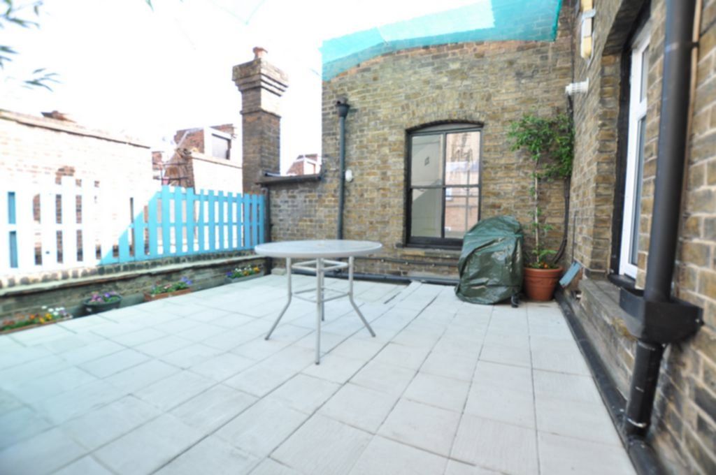 Property photo 2 of 6