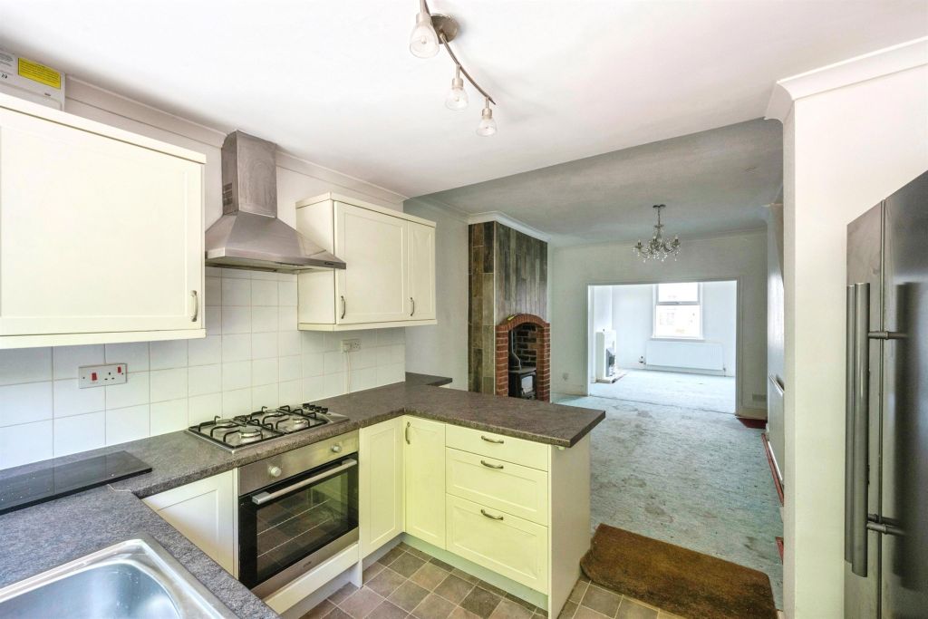 Property photo 2 of 15