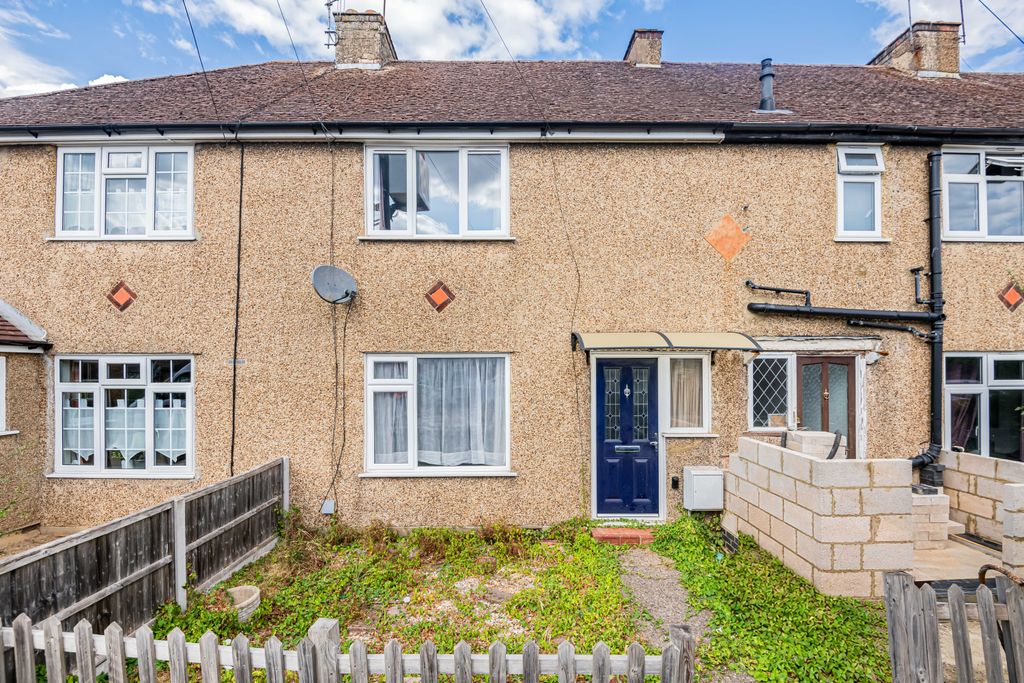 Property photo 1 of 17 External