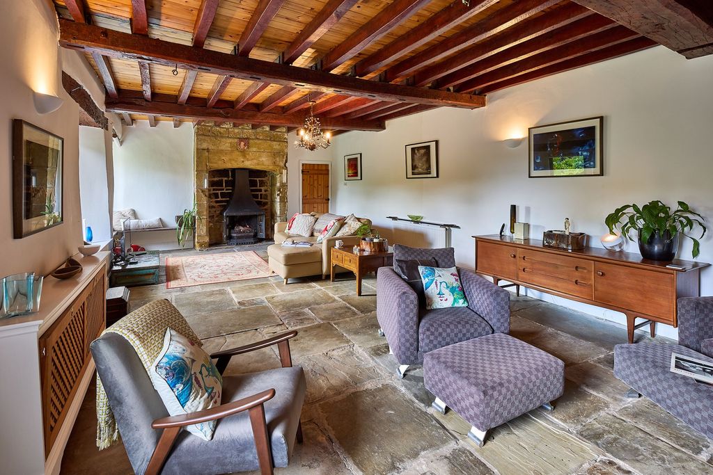 Property photo 3 of 48