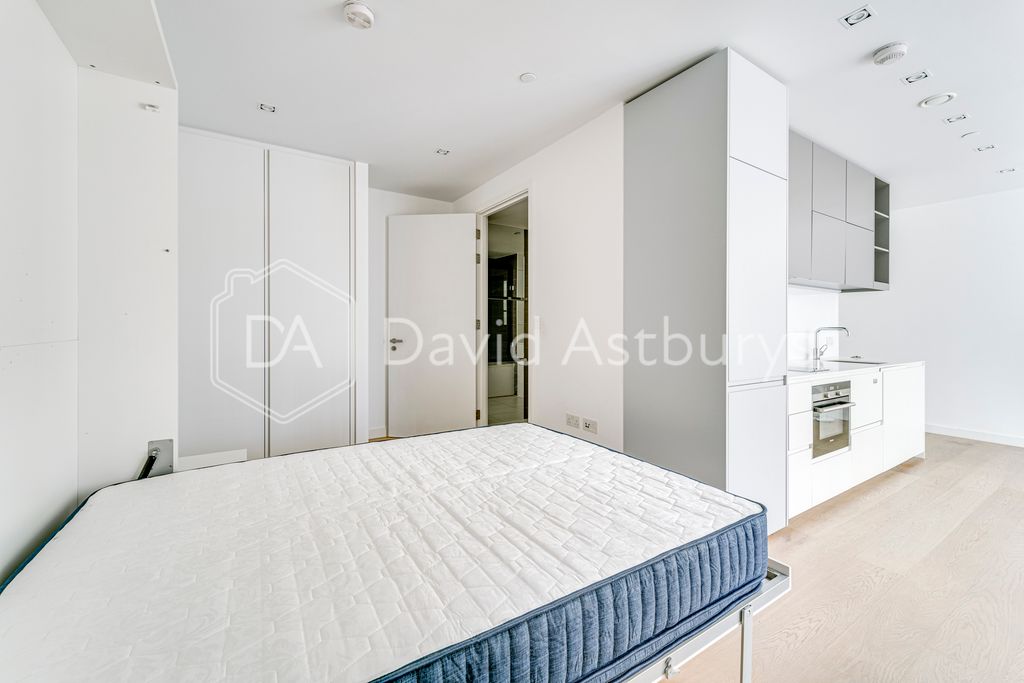 Property photo 3 of 21 Ndb06476_Enfused