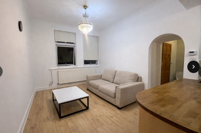 Property photo 3 of 6