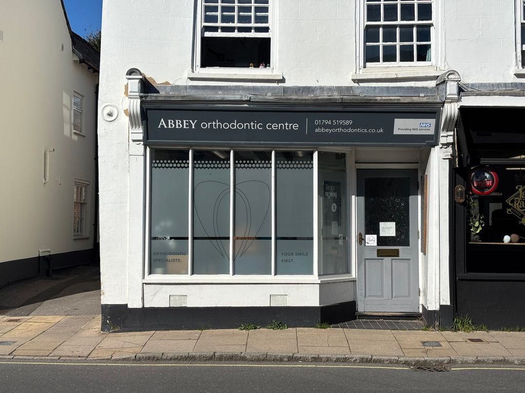 Property photo 2 of 10 Picture No. 12