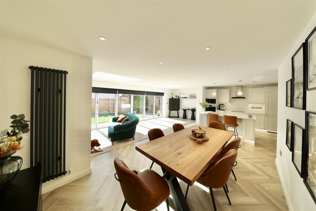 Property photo 2 of 25 0A4A6558.Jpg