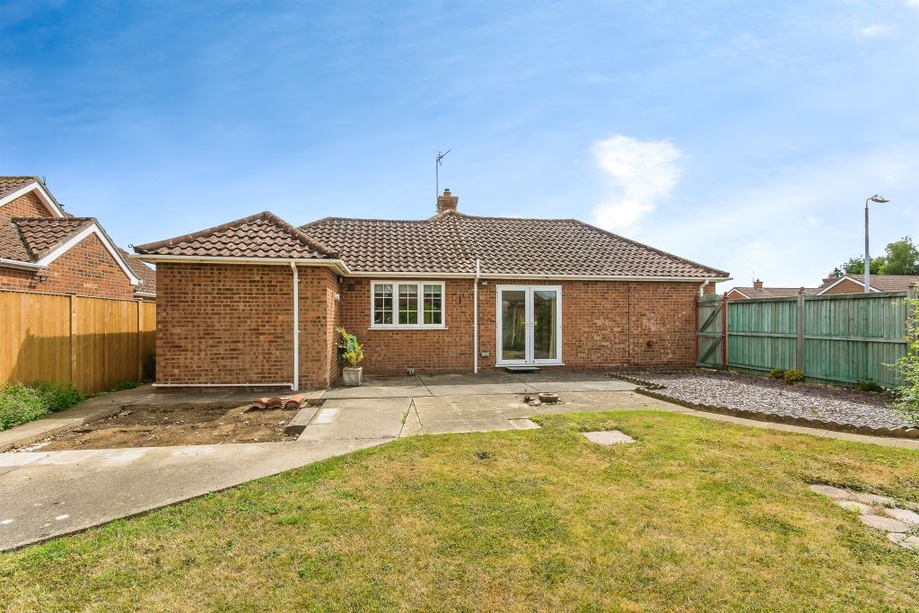 Property photo 2 of 16