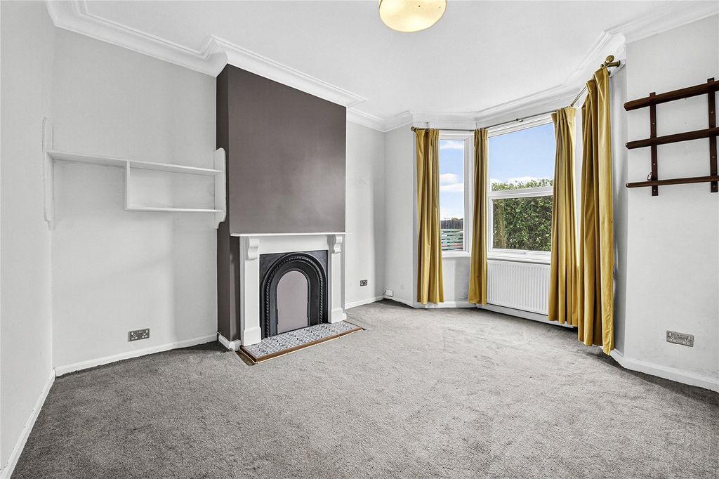 Property photo 2 of 14 Picture No. 34