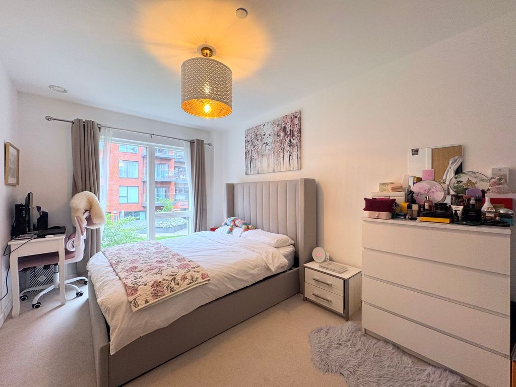 Property photo 3 of 15 Bedroom