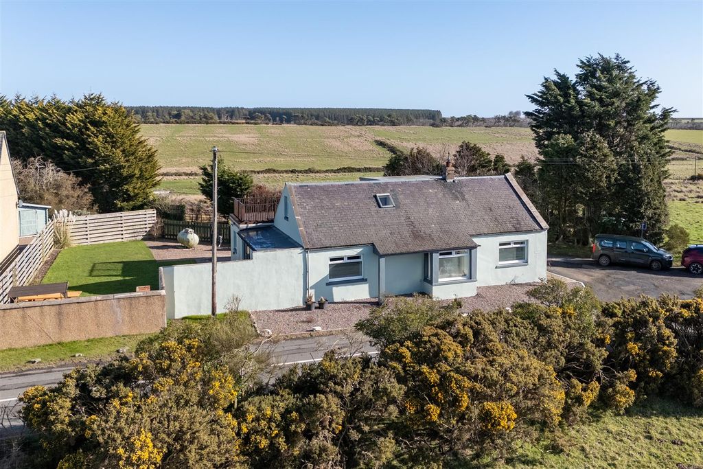 Property photo 1 of 22 Hawthorn_Dean_New-3.Jpg