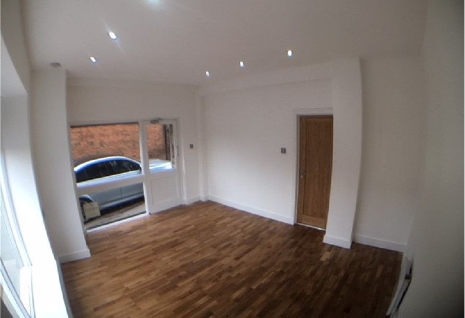 Property photo 1 of 2