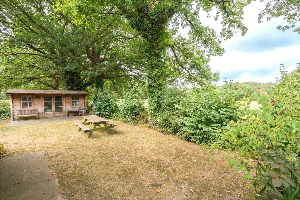 Property photo 2 of 29 Picture No. 55