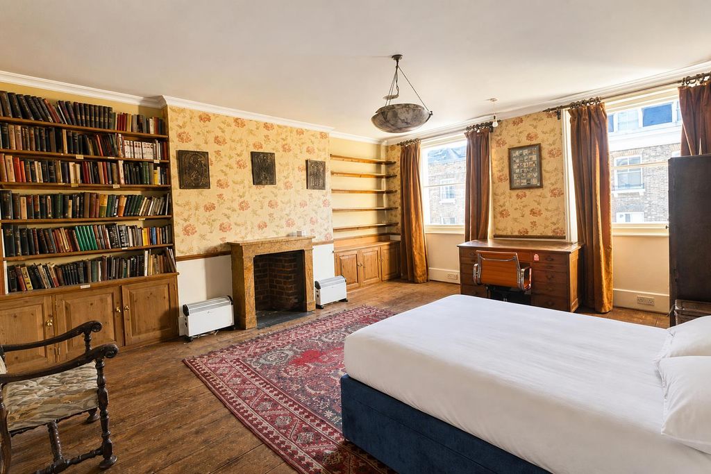 Property photo 2 of 8 Bedroom1.Png
