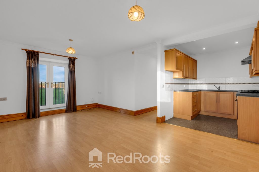 Property photo 3 of 11 4727522