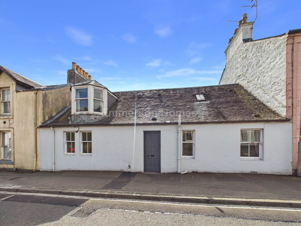 Property photo 1 of 27