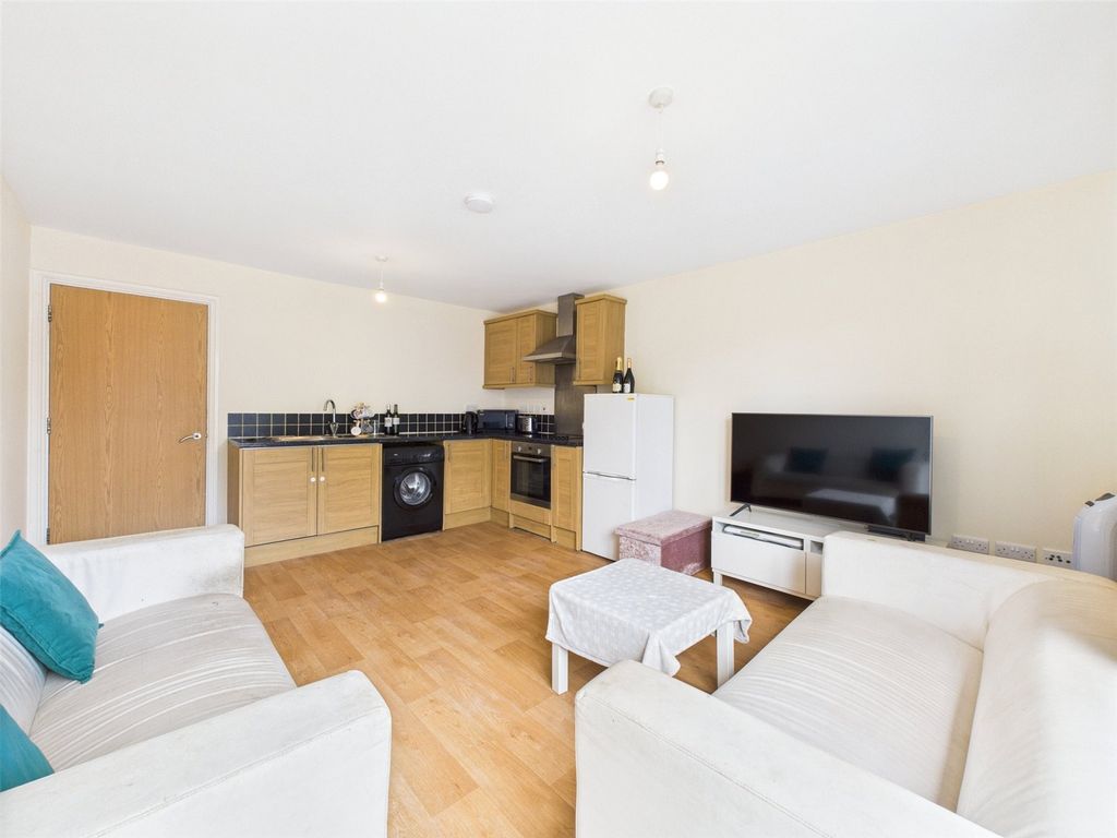 Property photo 2 of 6 Picture No. 05